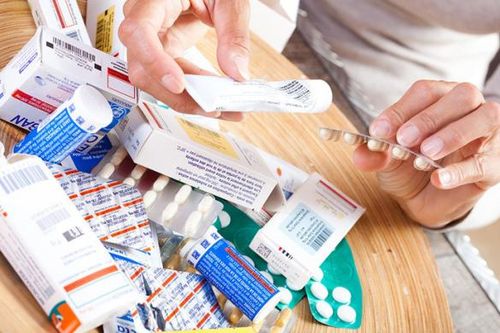 Cảnh báo tình trạng tẩy xóa, thay đổi hạn sử dụng thuốc hết date