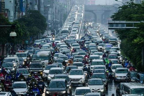 Hà Nội tiếp tục nghiên cứu cấm xe máy và thu phí phương tiện vào nội đô