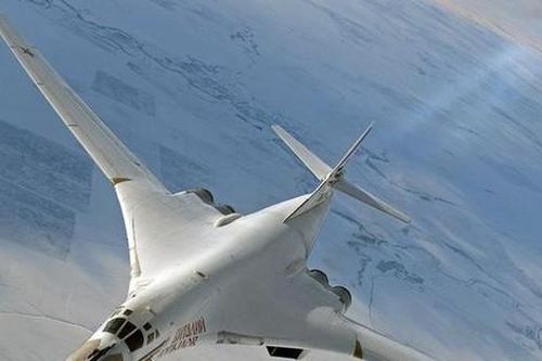 Sức mạnh hủy diệt của 'Thiên nga trắng' Tu-160