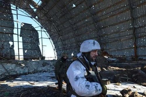 Mỹ, Anh, Canada được mời đưa quân đến Ukraine