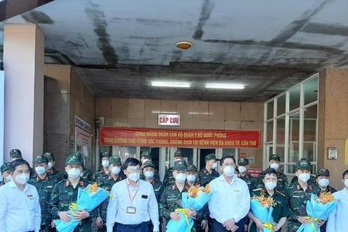 Bộ Quốc phòng cử đoàn công tác giúp Cần Thơ chống dịch