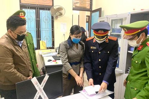 Khởi tố thủ quỹ Trung tâm GDTX tỉnh Quảng Bình 'đánh rơi' 6 tỷ đồng