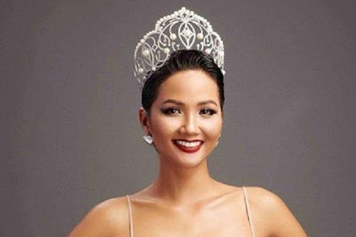 Dàn mỹ nhân Việt 'gây bão' tại đấu trường nhan sắc quốc tế