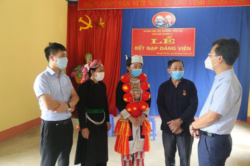 Nhiều giải pháp phát triển đảng viên ở thôn, tổ dân phố