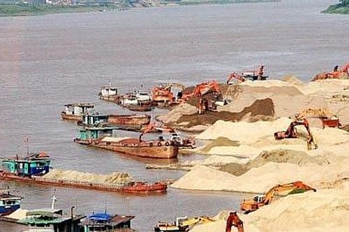 Đề xuất tăng phí BVMT trong khai thác cát, sỏi làm vật liệu xây dựng