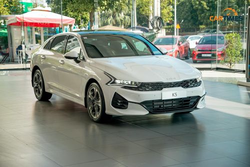 Cận cảnh xe Kia K5 2022 phiên bản GT-Line: tràn ngập trang bị, thiết kế bắt mắt