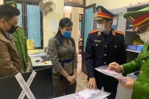 Bắt tạm giam thủ quỹ tham ô gần 6,5 tỷ đồng