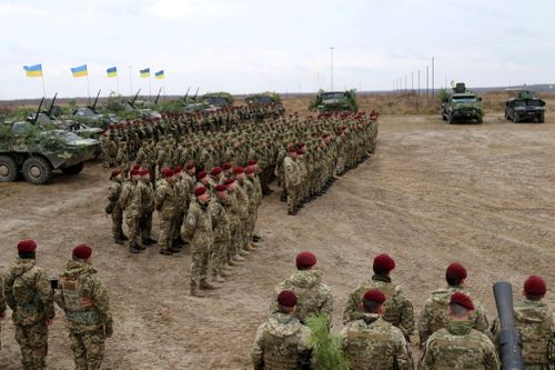 Ukraine: Triệu người tị nạn sẽ tràn vào châu Âu nếu Nga tấn công Kiev