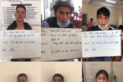 Bắt băng nhóm thủ dao, búa, bình xịt hơi cay đi trộm cắp ở TPHCM