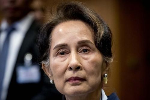 Bà San Suu Kyi được giảm án một nửa, xuống còn 2 năm tù