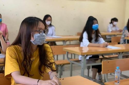 Đề xuất thí điểm cho 5 trường cao đẳng, trung cấp ở TP. HCM đi học vào tuần sau