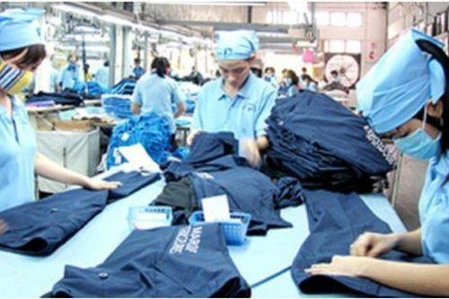 Ưu tiên khôi phục thị trường lao động