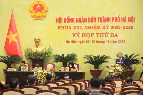 HĐND TP Hà Nội bàn giải pháp thích ứng an toàn với COVID-19 để phục hồi kinh tế