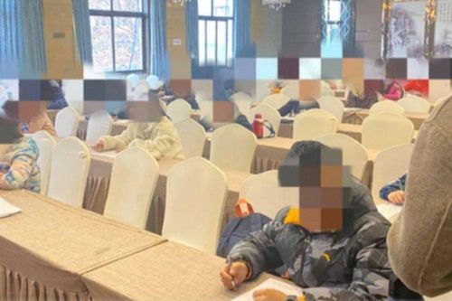 Sau lệnh cấm dạy thêm, Trung Quốc truy quét các kỳ thi tuyển sinh bất hợp pháp