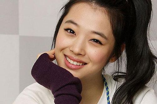 Nữ idol từng khiến làng giải trí 'chao đảo', đến G-Dragon, IU, YoonA (SNSD) cũng mến mộ: Netizen có không giữ mất lại đi tìm?