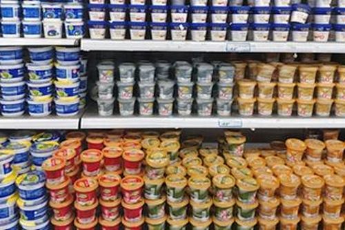 Israel bãi bỏ một số hạn ngạch nhập khẩu bơ sữa