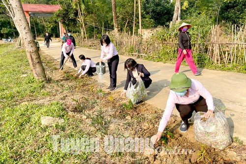 Các cơ quan, đơn vị thực hiện '3 cùng' với người dân