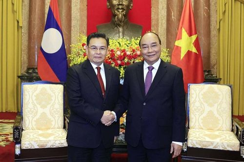 Ưu tiên và phát triển quan hệ đoàn kết đặc biệt Việt Nam - Lào