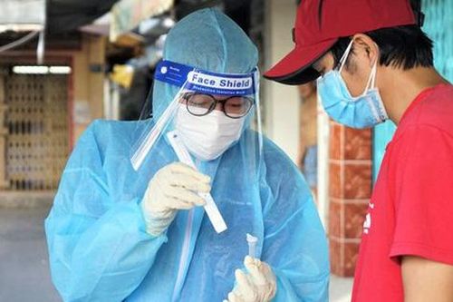 Số ca mắc tiếp tục tăng, Vĩnh Phúc triển khai test nhanh tại nhà