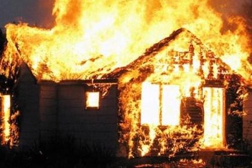 Hải Dương: Đốt nhà vì mâu thuẫn gia đình, người đàn ông nhận kết đắng