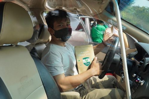 Nhiều taxi công nghệ ở TP.HCM chỉ chở 1 khách