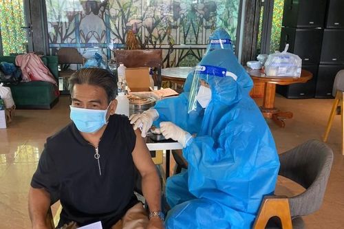 An Giang bảo đảm 100% người từ 18 tuổi trở lên được tiêm đủ liều vaccine