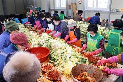 Cải thảo tăng giá gấp rưỡi, Hàn Quốc rơi vào khủng hoảng kimchi