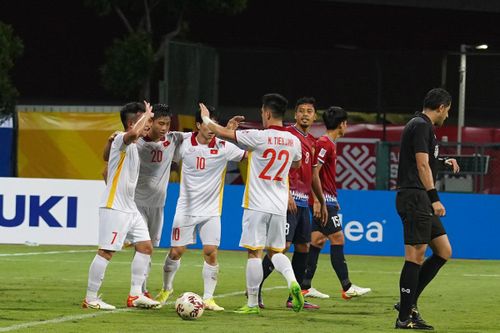 Indonesia: 'Tuyển Việt Nam giấu bài vì ngôi đầu bảng'
