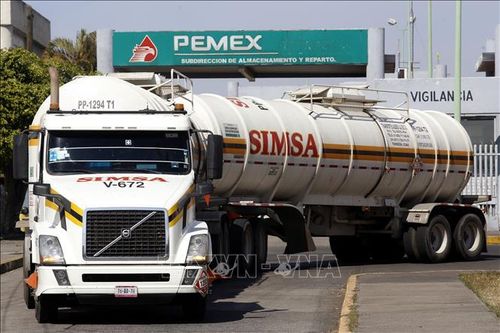 Mexico tiếp tục giải cứu tập đoàn dầu khí Pemex