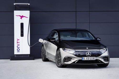 Mercedes-Benz EQS và EQB chuẩn bị được bán ra tại Việt Nam