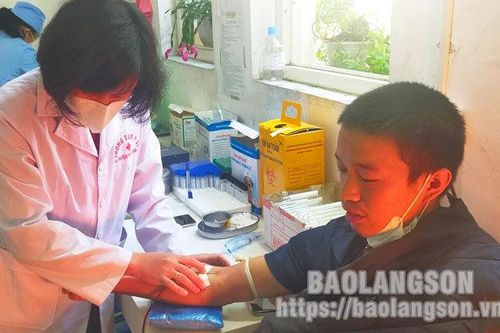 2 tình nguyện viên hiến máu đột xuất cấp cứu bệnh nhân vượt qua cơn nguy kịchTin khácChung tay phòng chống HIV/AIDS trong bối cảnh dịch COVID-19THÔNG BÁO NỘI DUNG, CHƯƠNG TRÌNH KỲ HỌP THỨ BẢY (KỲ HỌP THƯỜNG LỆ CUỐI NĂM 2021) HĐND TỈNH KHÓA XVII NHIỆM KỲ 2