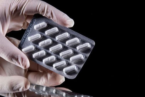 Sử dụng thuốc điều trị COVID-19 tại nhà, cần lưu ý gì?