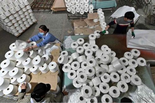 Hạ viện Mỹ thông qua lệnh cấm nhập khẩu hàng hóa từ Tân Cương của Trung Quốc