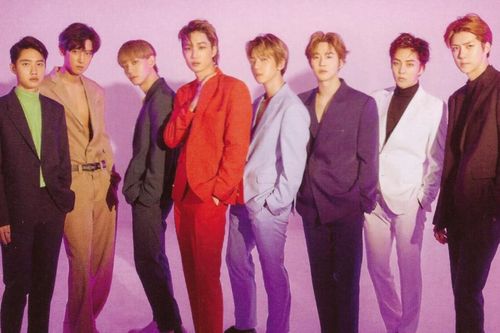 EXO thiết lập kỉ lục mới, trở thành nhóm nhạc duy nhất của nhà SM làm được điều này