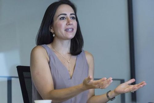 Nữ nhân viên nhà băng truyền thống bỏ việc, mở startup ngân hàng số và trở thành tỷ phú