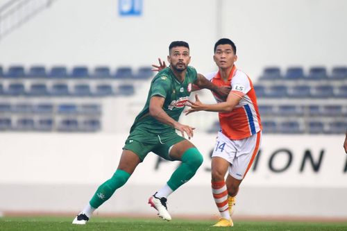 8 thành viên CLB TP.HCM mắc COVID-19