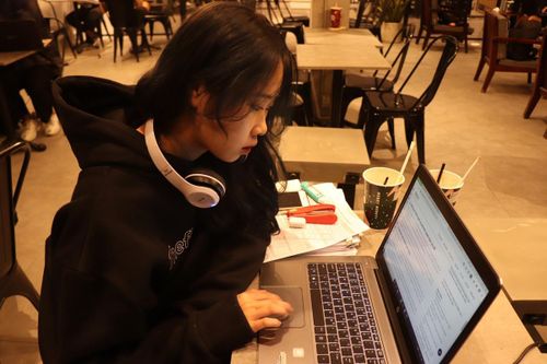 Tháng cuối cùng của năm: Nghỉ xả hơi hay tăng tốc chạy deadline?
