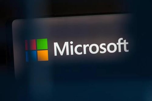 Microsoft giảm 50% gói Office cho người đang dùng bản lậu