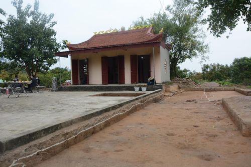 Phát hiện dấu vết kiến trúc thời Trần tại chùa Đám Trì (Lục Nam, Bắc Giang)