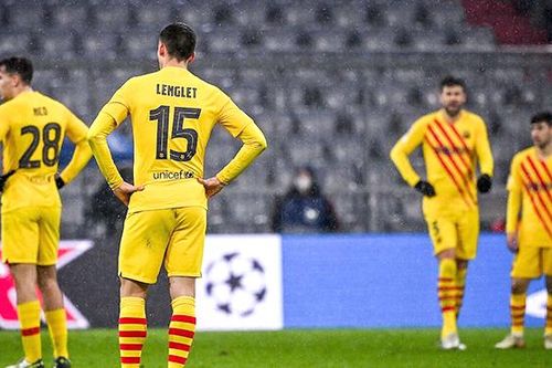 Barcelona sụp đổ và sụp đổ