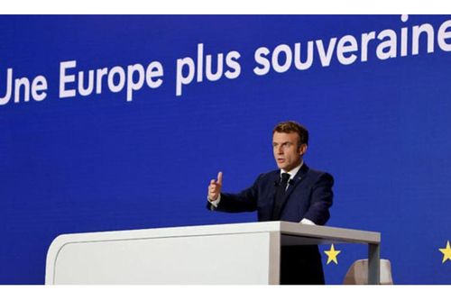 Pháp thúc đẩy cải cách Khu vực Schengen
