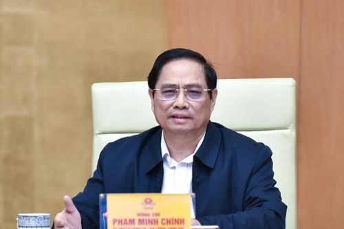 Thủ tướng Chính phủ: Không để thiếu vaccine và lực lượng tiêm vaccine