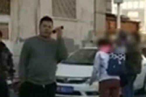Người đàn ông báo cảnh sát vì tưởng vụ bắt cóc và sự thật bất ngờ