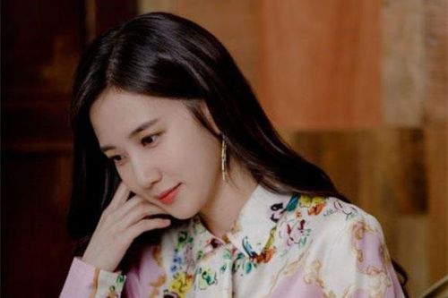 Phim flop thảm hại, Song Hye Kyo vẫn chiếm ngôi vương BXH thương hiệu nhờ khóa môi tình trẻ