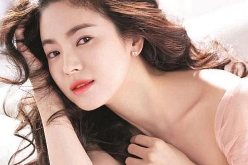 5 hành động đơn giản của phụ nữ khiến đàn ông thích mê