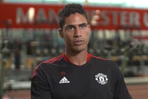 Rangnick đón tin vui về Varane trước trận Norwich vs Man United