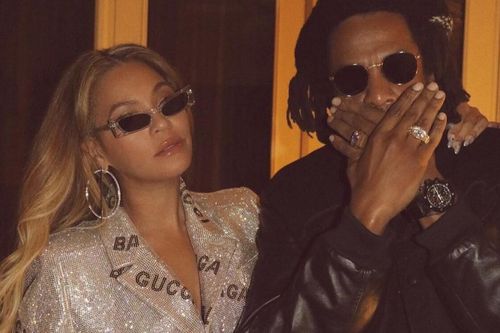Beyoncé chiếm trọn spotlight với set đồ hơn 700 triệu trong tiệc sinh nhật chồng
