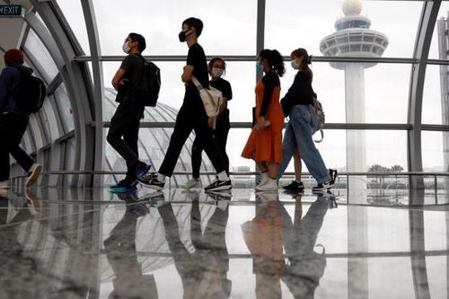 Sau Thái Lan, Singapore có ca nhiễm Omicron đầu tiên trong cộng đồng