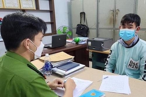 Cầm cố xe máy để chơi tiền ảo rồi bịa chuyện bị cướp