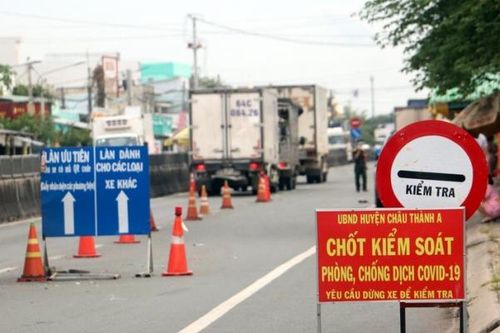 Rà soát, bãi bỏ ngay các biện pháp phòng chống dịch trái với chỉ đạo của Trung ương